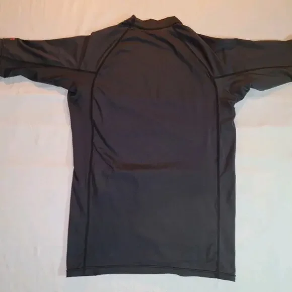 Patagonia Shirt Mens Large Rash Guard Black UPF 50 Short Sleeve Surf Stretch - Picture 2 of 12
